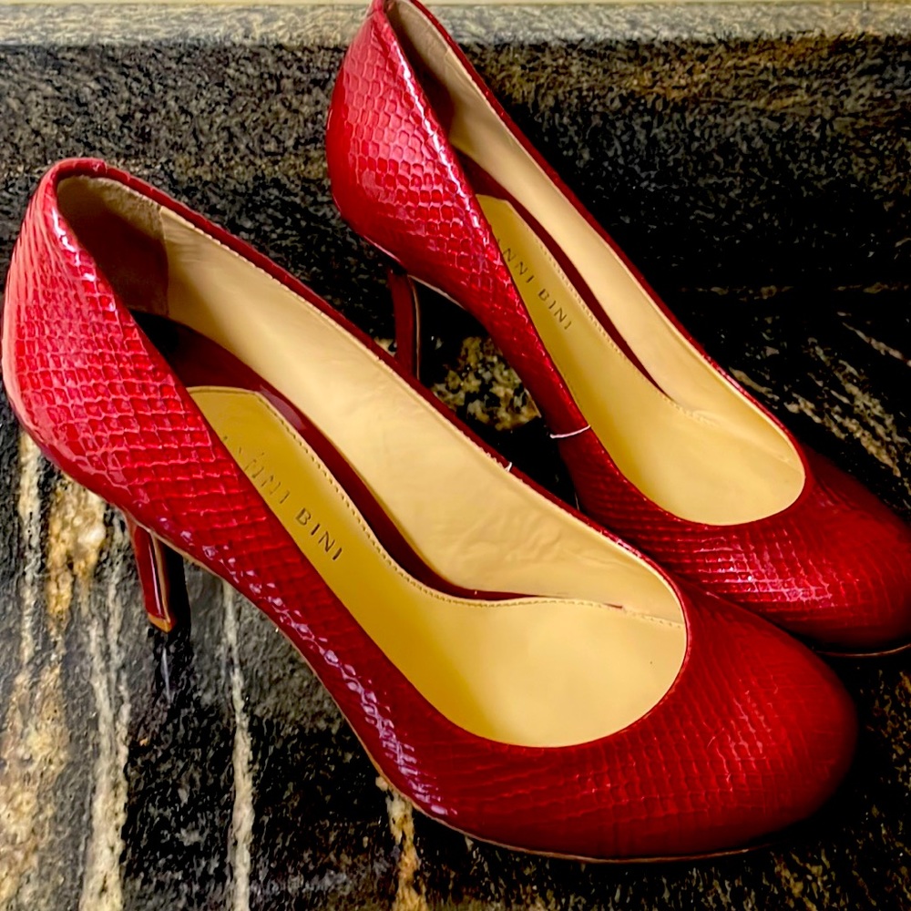 Gianni Bini 🔥size 9m red heels🔥